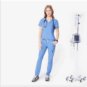 FIGS Ceil Blue Scrub Set